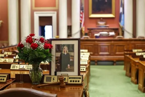 Minnesota Residents Visit Voting Booths to Occupy Position of Murdered Legislator